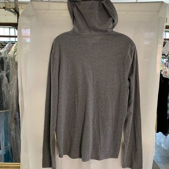 Hollister long sleeve t-shirt with hood small. - Picture 5 of 5